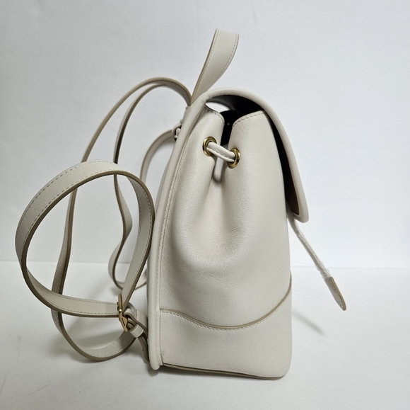 [SOLD] Coach Turnlock Backpack - Picture 5 of 9